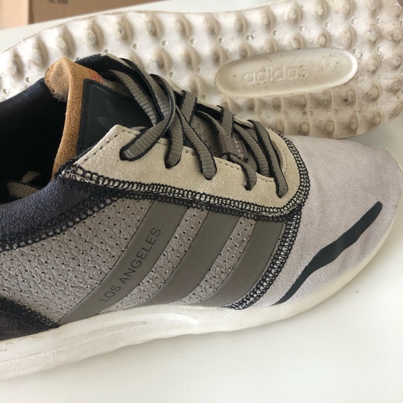 Earthy toned suede sneakers - Picture 5 of 6